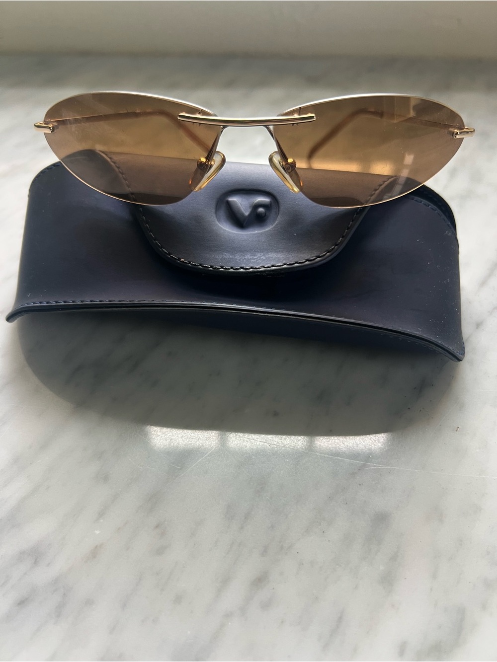 VTG Y2K Vogue Rimless Oval Aviator Sunglasses VO 3336-S Gold Brown